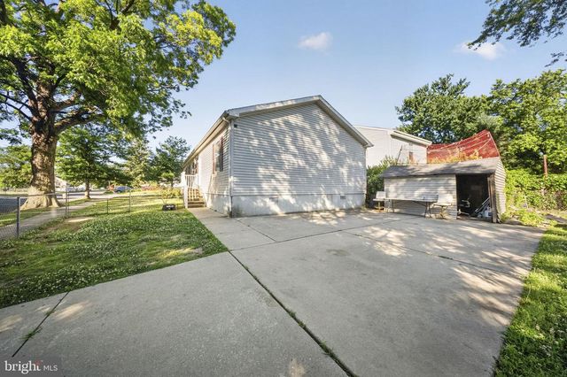 444 HUNT AVE, Hamilton, NJ 08610