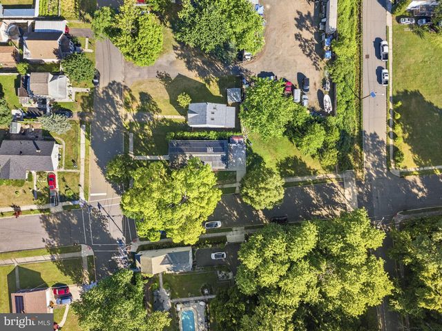 444 HUNT AVE, Hamilton, NJ 08610