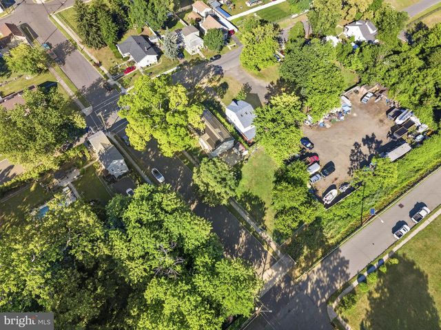 444 HUNT AVE, Hamilton, NJ 08610