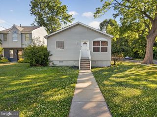 444 HUNT AVE, Hamilton, NJ 08610