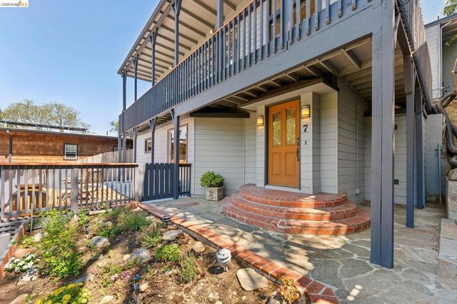 7 Knickerbocker Lane, Orinda, CA 94563