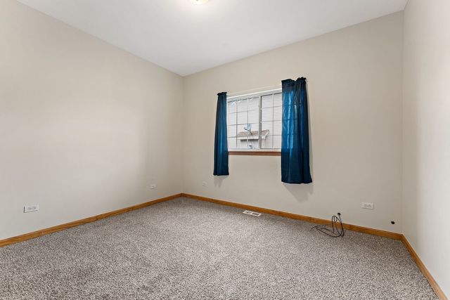 18020 Charlotte Drive, Lansing, IL 60438