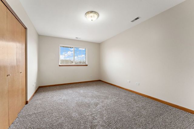 18020 Charlotte Drive, Lansing, IL 60438
