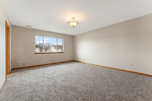 18020 Charlotte Drive, Lansing, IL 60438