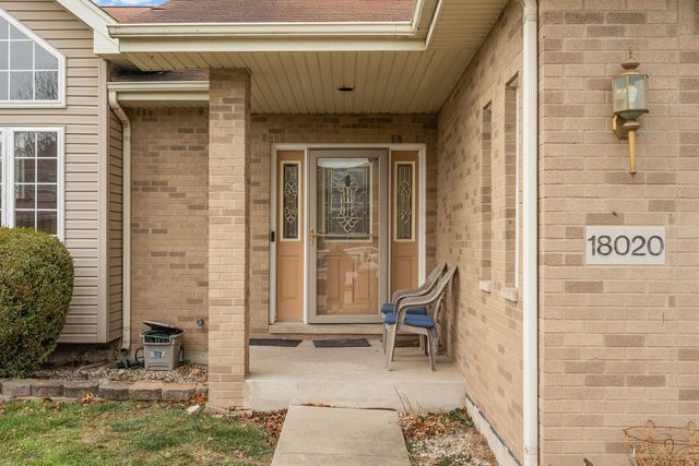18020 Charlotte Drive, Lansing, IL 60438