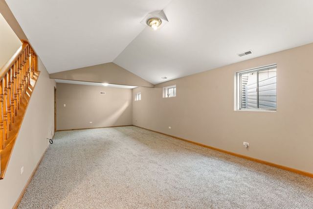 18020 Charlotte Drive, Lansing, IL 60438