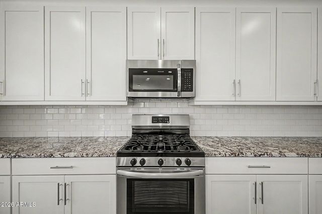 7028 S 12th Place, Phoenix, AZ 85042