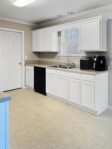 309 Davids Way, La Vergne, TN 37086