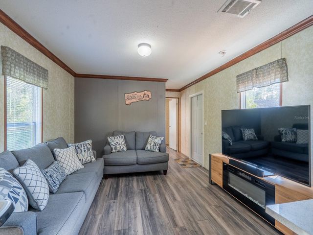 5600 NE NFR 5, Silver Springs, FL 34488