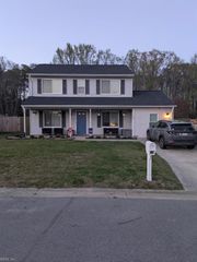 418 Beamons Mill TRL, Suffolk, VA 23434