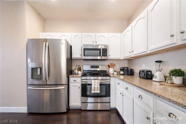 2050 West Warm Springs Road 4323, Henderson, NV 89014