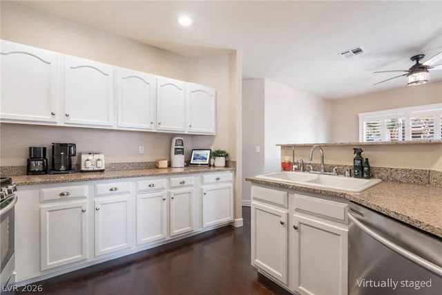 2050 West Warm Springs Road 4323, Henderson, NV 89014