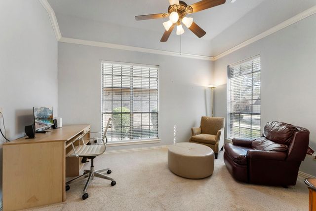 82 S Warbler Bend Circle, The Woodlands, TX 77382