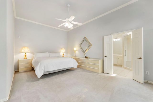 82 S Warbler Bend Circle, The Woodlands, TX 77382