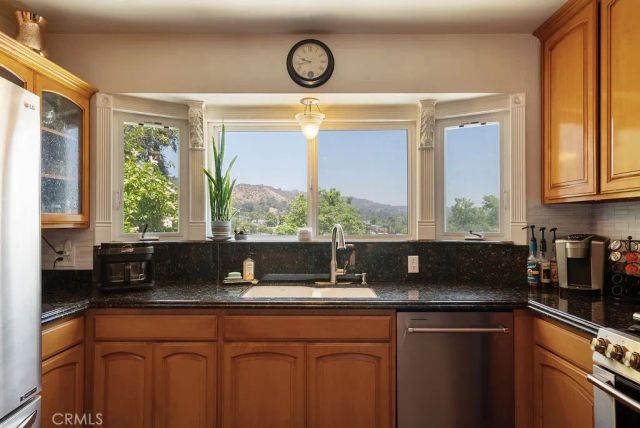 5053 College View Avenue, Eagle Rock, CA 90041