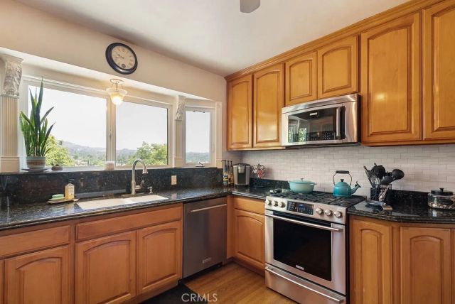 5053 College View Avenue, Eagle Rock, CA 90041