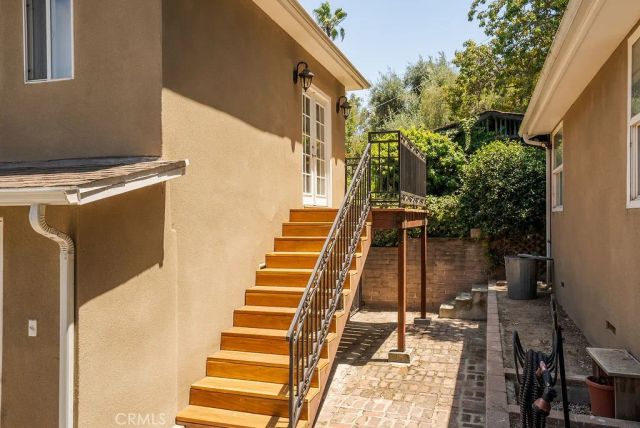 5053 College View Avenue, Eagle Rock, CA 90041