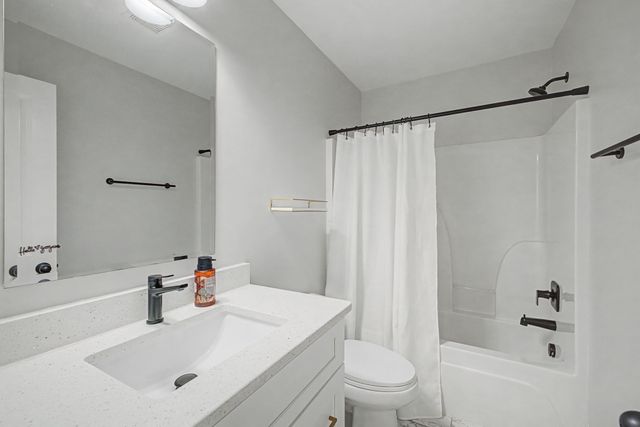 317 Whitman Ct, Nolensville, TN 37135