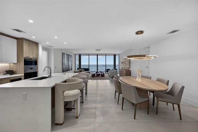 153 N Seabreeze 1901-S, Fort Lauderdale, FL 33304