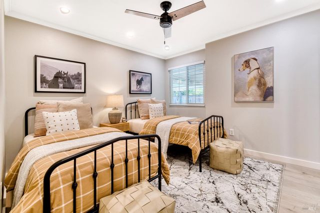 13 Woodland Ct, Novato, CA 94947