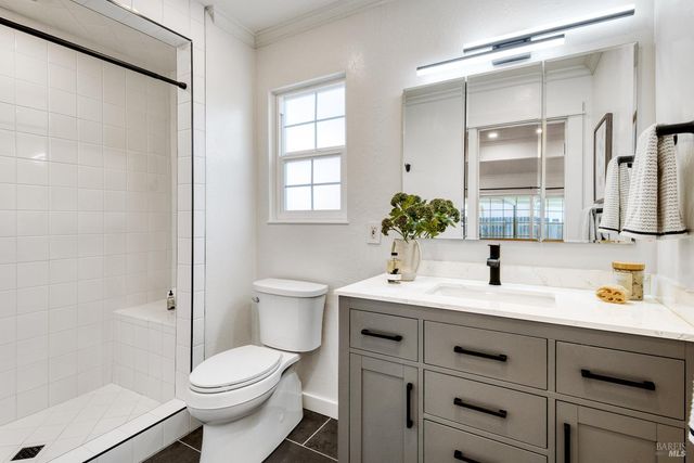 13 Woodland Ct, Novato, CA 94947