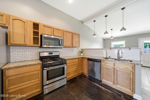 914 E St Catherine St, Louisville, KY 40204