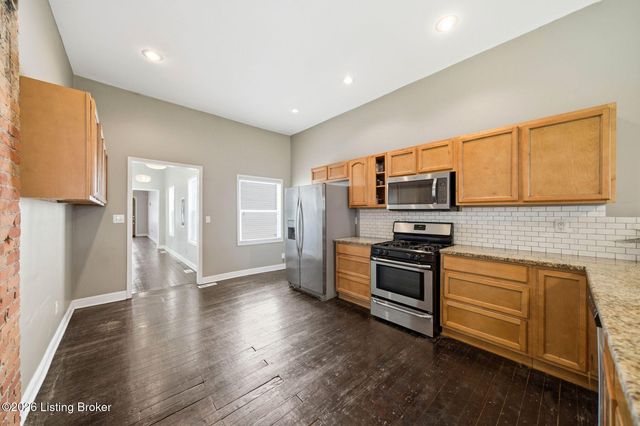 914 E St Catherine St, Louisville, KY 40204