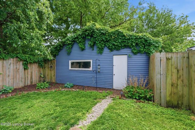 914 E St Catherine St, Louisville, KY 40204