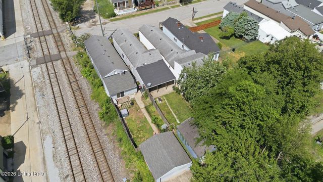 914 E St Catherine St, Louisville, KY 40204