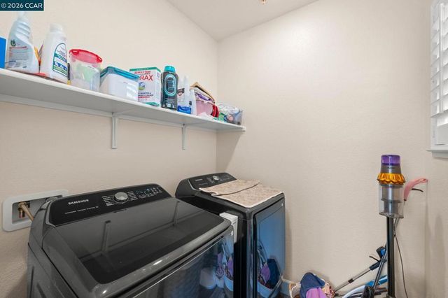 540 Vanek Dr., Oakley, CA 94561
