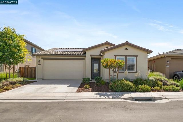 540 Vanek Dr., Oakley, CA 94561