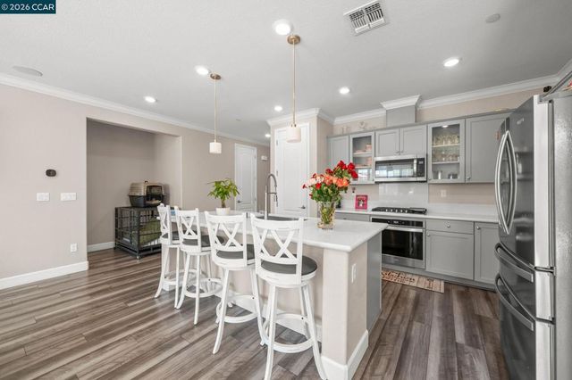 540 Vanek Dr., Oakley, CA 94561
