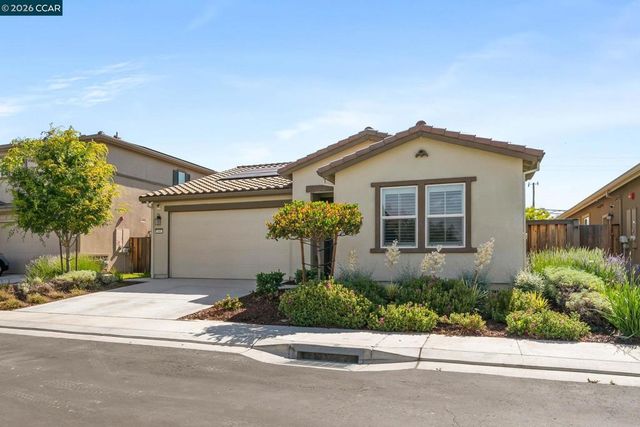 540 Vanek Dr., Oakley, CA 94561