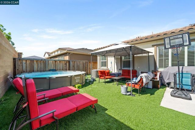 540 Vanek Dr., Oakley, CA 94561