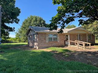 3266 W Liberty Road, Quinton, OK 74561
