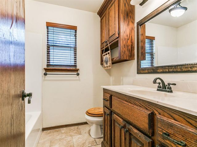 701 S Patterson Drive, Moore, OK 73160