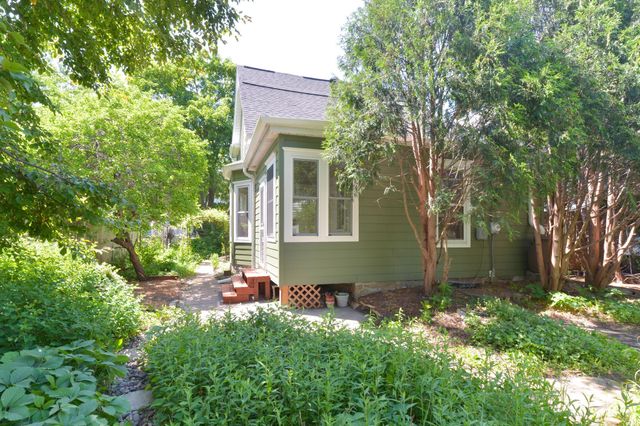 153 Winifred Street W, Saint Paul, MN 55107