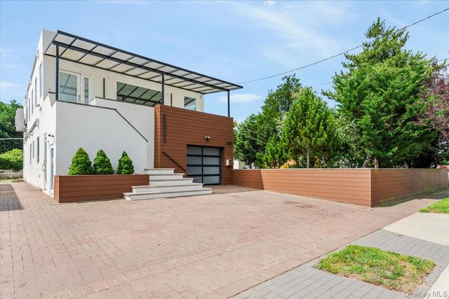 2105 Bay Boulevard, Atlantic Beach, NY 11509