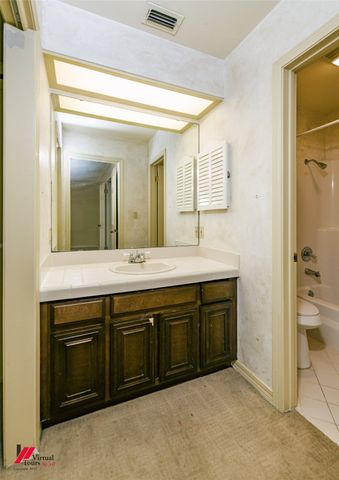 65 Tealwood Street, Shreveport, LA 71104