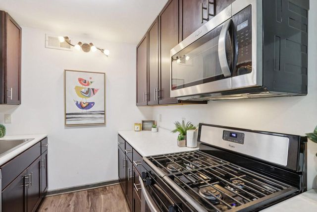 8018 N 94th STREET, Milwaukee, WI 53224