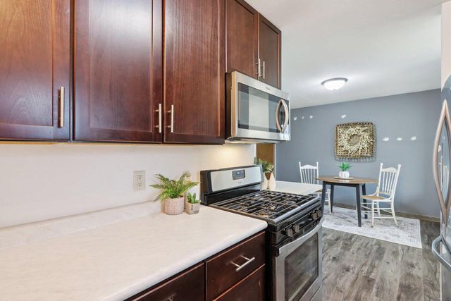 8018 N 94th STREET, Milwaukee, WI 53224