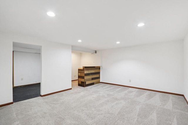 8018 N 94th STREET, Milwaukee, WI 53224