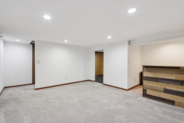 8018 N 94th STREET, Milwaukee, WI 53224