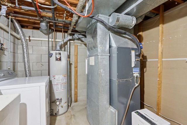 8018 N 94th STREET, Milwaukee, WI 53224