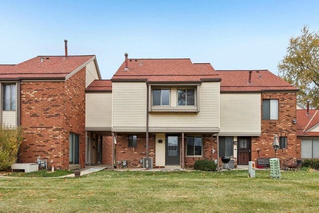 8018 N 94th STREET, Milwaukee, WI 53224