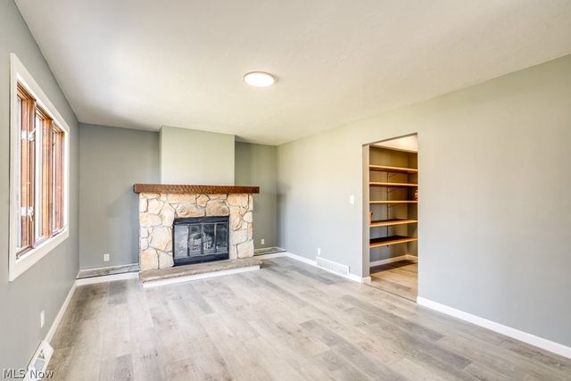 297 Paul Street, Bedford, OH 44146