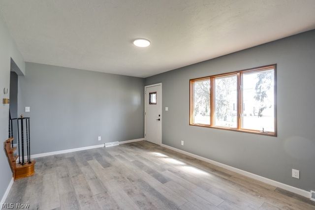 297 Paul Street, Bedford, OH 44146