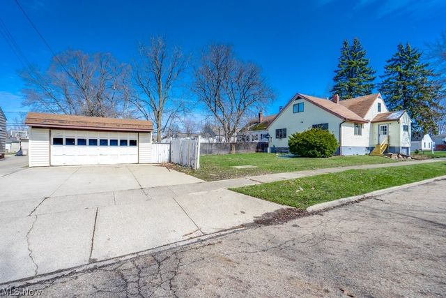 297 Paul Street, Bedford, OH 44146