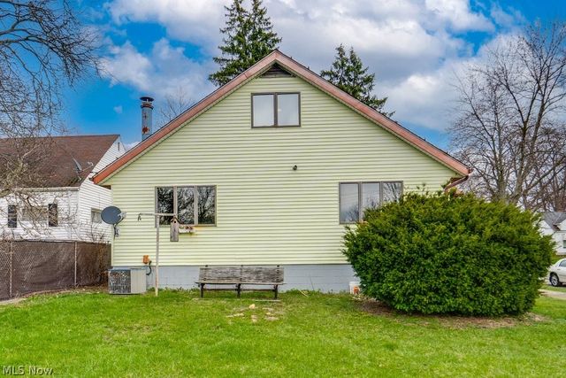 297 Paul Street, Bedford, OH 44146