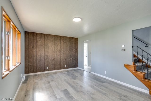 297 Paul Street, Bedford, OH 44146